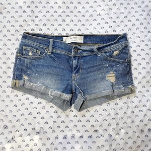 Gilly Hicks low rise denim jean shorts distressed